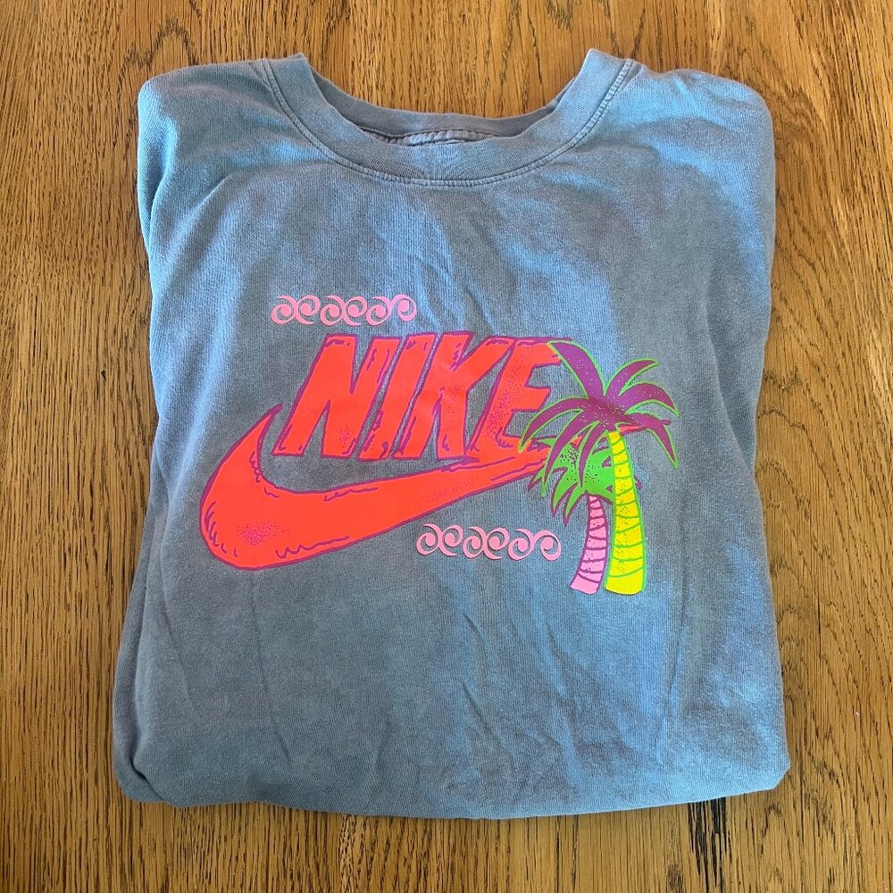 Nike Graphic T-shirt